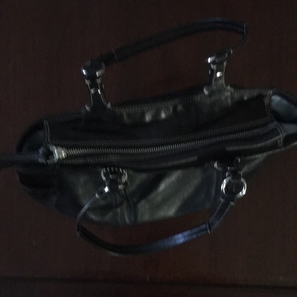 Coach - Picture 4 of 5